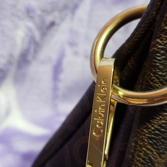 Calvin Klein bag - Picture 2 of 8